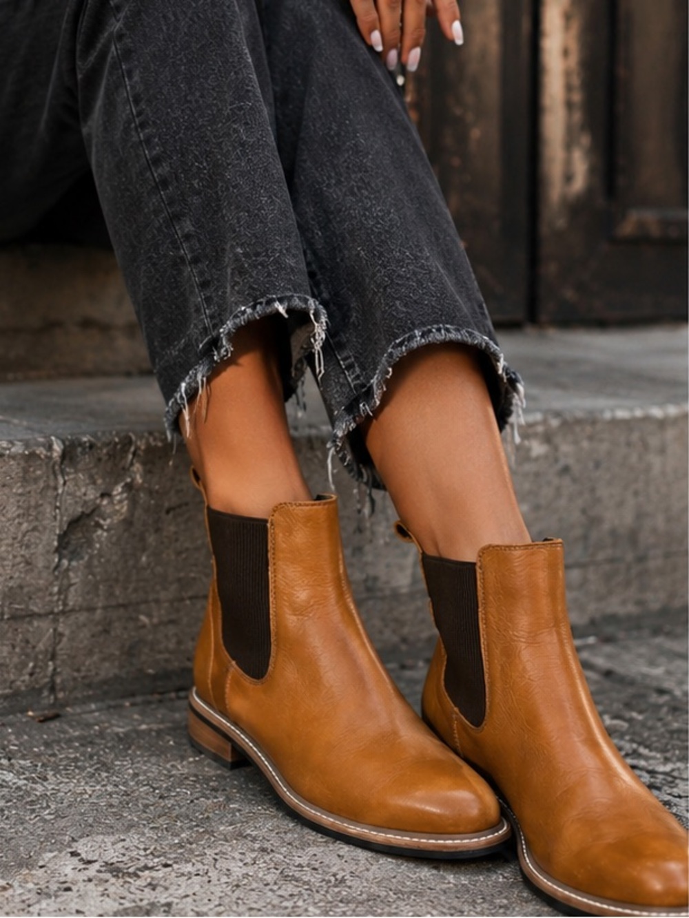 Nisolo Carmen Chelsea Boots Brandy Cognac Leather Women’s Size 9